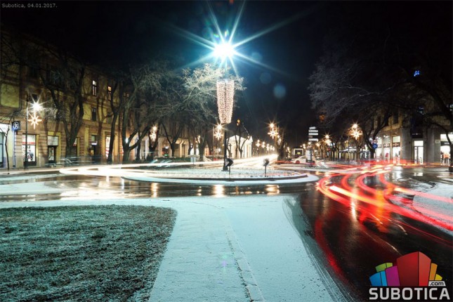 Večeras se očekuje sneg, zimske službe su u pripravnosti