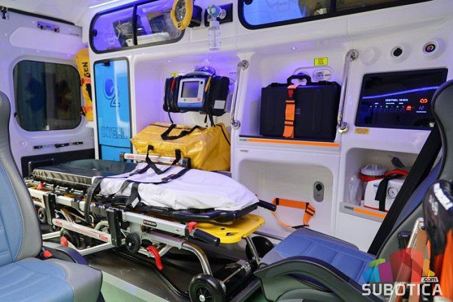 Hitna pomoć bogatija za novo sanitetsko vozilo, uskoro i vozilo za prevoz pacijenata na dijalizu