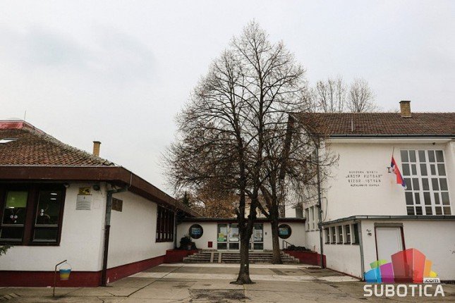 Počeo upis dece u 1. razred osnovne škole