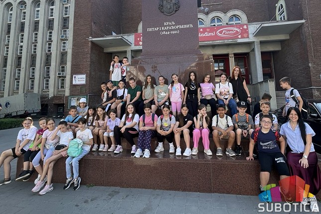 Učenici OŠ "10. oktobar" ugostili drugare iz Šantića