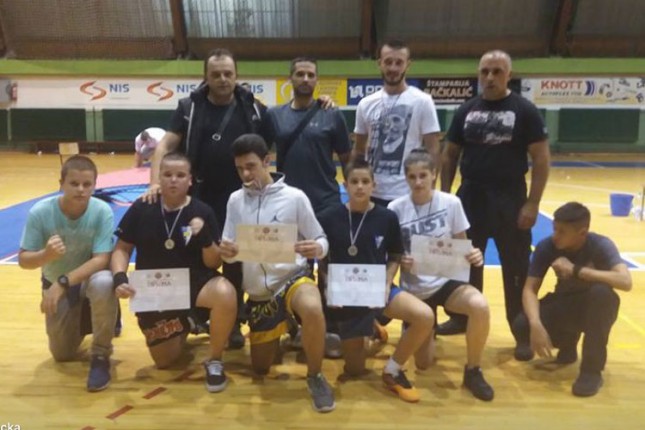 Četiri medalje kikboksera Spartaka na Evropskom kupu u Novom Bečeju