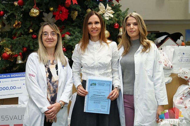 Paketići po želji mališana: SBB fondacija obradovala decu iz "Kolevke"