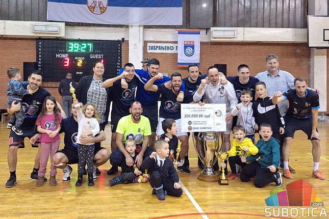 Mali fudbal: "Šeki enterijeri Real impeks“ pobednik 51. Novogodišnjeg turnira