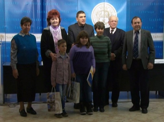 Crteži subotičkih osnovaca na poštanskim markicama