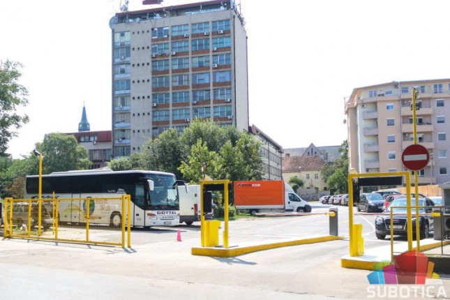 "Brza rampa" na zatvorenom parkingu Otvorenog univerziteta uskoro u funkciji