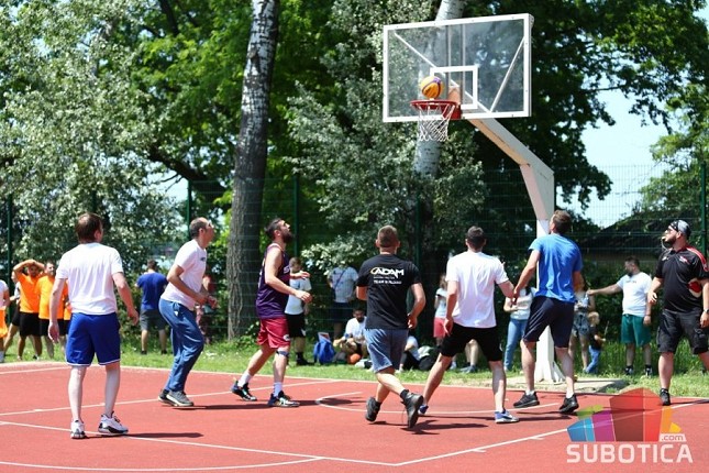Na Paliću održan humanitarni turnir "Sportom za Suboticu"