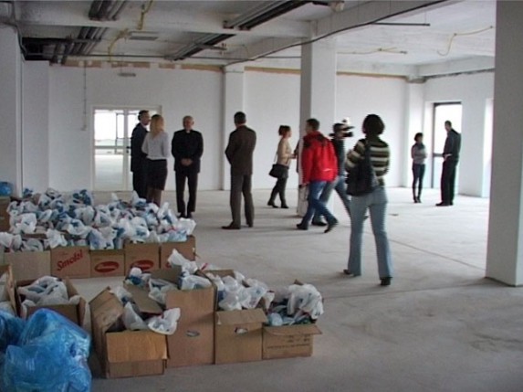 Bačka fondacija poklonila paketiće za siromašnu decu