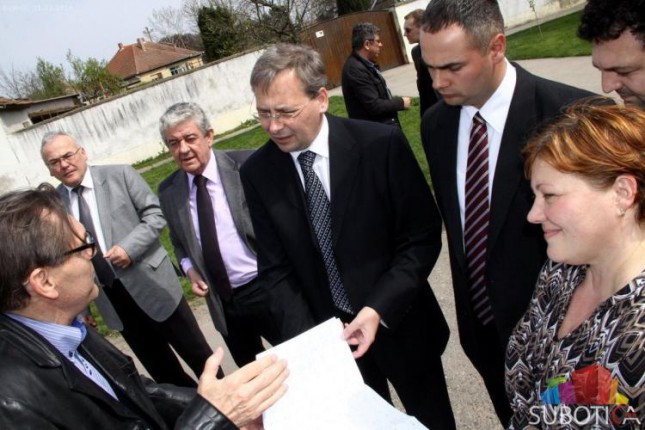 Od 2015. godine novi granični prelaz sa Mađarskom