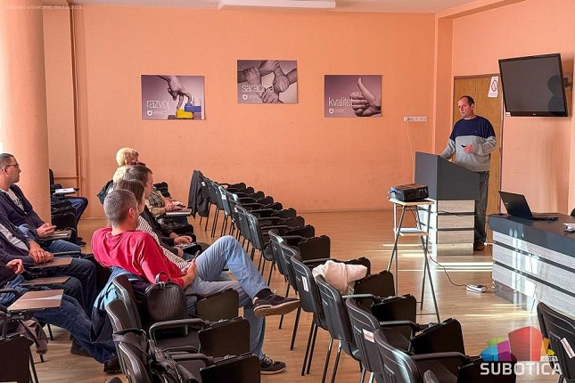 Osposobljavanje poljoprivrednika za bezbednu upotrebu pesticida