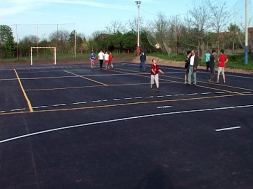 Novi sportski teren na Rati