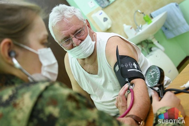 "Vojni lekar na selu", u Bikovu održana besplatna zdravstvena akcija