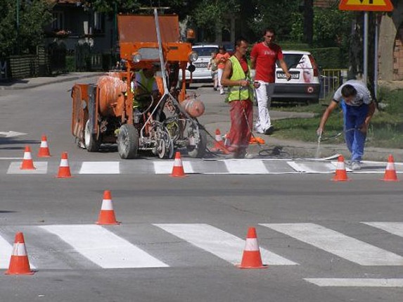 Počelo obnavljanje horizontalne signalizacije