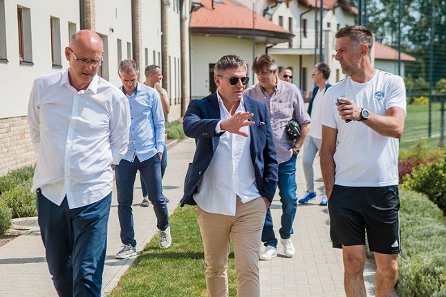 Selektor Piksi posetio fudbalsku akademiju TSC-a u Bačkoj Topoli