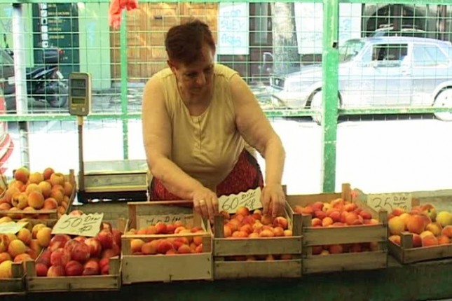 Vredne domaćice već prave zimnicu