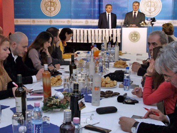 Todosijević: "Izveštavanje novinara treba da bude istinito"