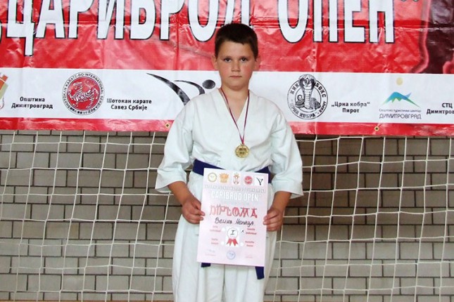 Karate klub "Enpi" najuspešniji na Prvenstvu Vojvodine u Feketiću