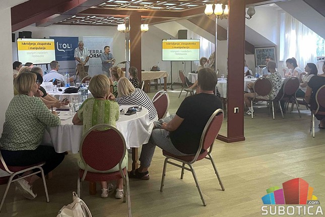 "Učimo o prošlosti, delujemo za budućnost" - na Paliću u toku seminar o Holokaustu