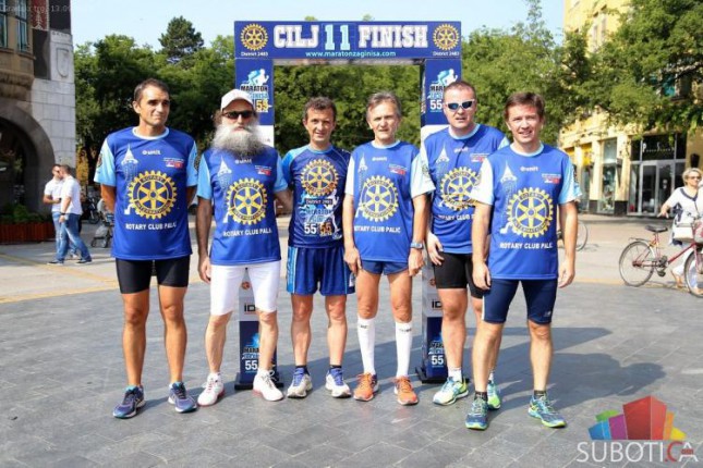 Maratonac sa invaliditetom na svojoj 2.300km ruti kratko se zaustavio u Subotici