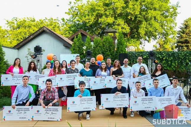 Organizacija "IT Subotica 2030" i ove godine nagradila najbolje subotičke srednjoškolce
