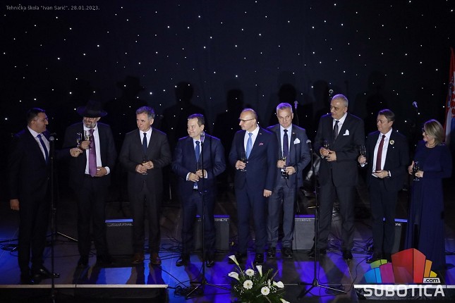 Veliko prelo okupilo brojne zvaničnike Srbije i Hrvatske