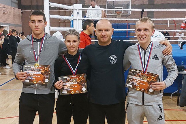Kik boks: Lončar prvak Vojvodine, Kolar viceprvak, Despotovićeva bronzana