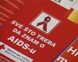 Petoro novoinficiranih virusom hiv-a