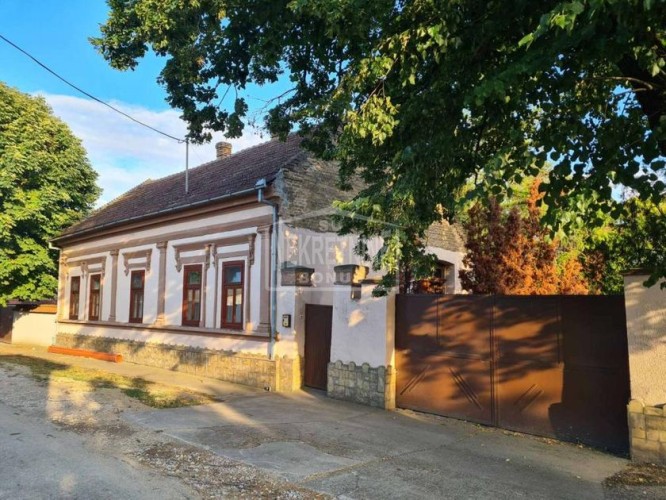 Kuća, Bajmok, 263m2 (ID: 98009) | Nekretnine Subotica