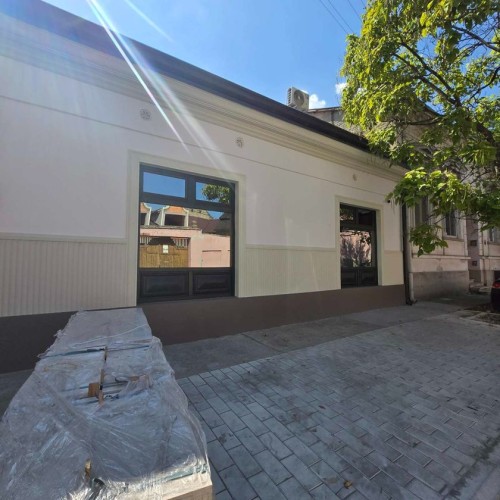 Poslovni prostor, Huga Badalića 4, 90m2 (ID: 99013) | Nekretnine Subotica