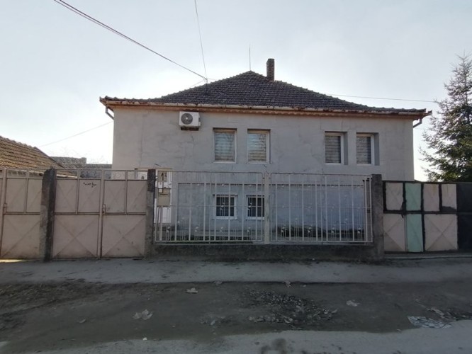 Kuća, Željezničko Naselje, 240m2 (ID: 113051) | Nekretnine Subotica