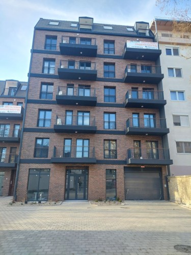 Stan, Trg Cara Jovana Nenada, 32m2 (ID: 117053) | Nekretnine Subotica