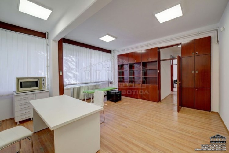 Poslovni prostor, Maksima Gorkog 11, 335m2 (ID: 117073) | Nekretnine Subotica