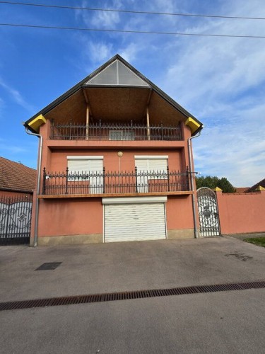 Kuća, Bajmok, 200m2 (ID: 104101) | Nekretnine Subotica