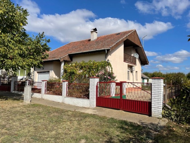 Kuća, Oktobarska 25, 116m2 (ID: 103231) | Nekretnine Subotica