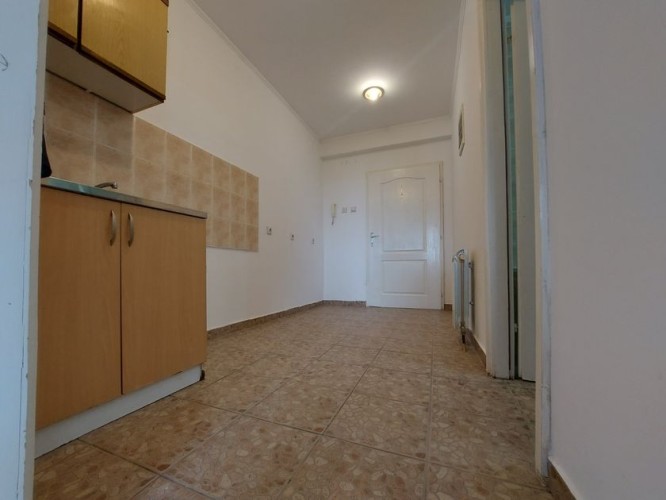 Stan, Trg Cara Jovana Nenada, 26m2 (ID: 90410) | Nekretnine Subotica