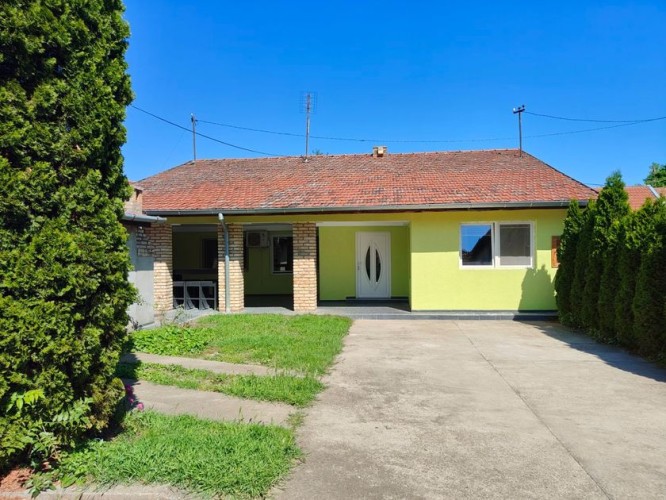 Kuća, Senćanski Put 1000, 100m2 (ID: 100431) | Nekretnine Subotica