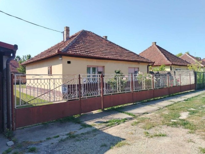 Kuća, Mali Bajmok, 88m2 (ID: 105585) | Nekretnine Subotica