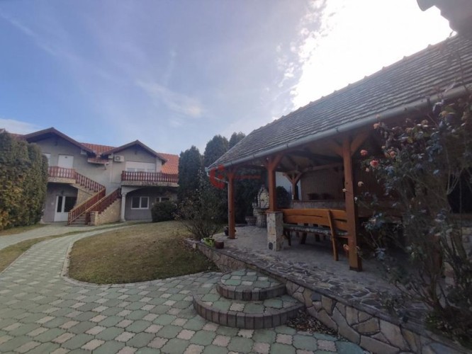 Kuća, Gat, 630m2 (ID: 103696) | Nekretnine Subotica