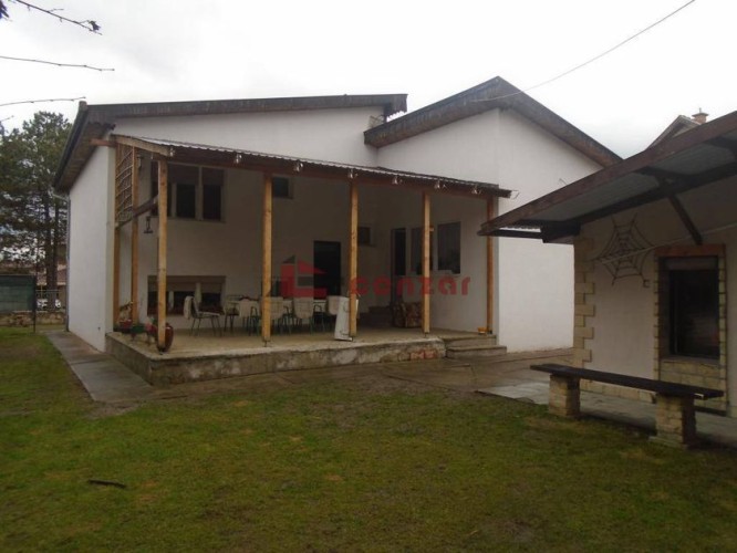 Kuća, Novi Grad, 184m2 (ID: 100772) | Nekretnine Subotica