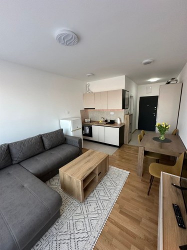 Stan, Partizanskih Baza 87, 28m2 (ID: 117773) | Nekretnine Subotica