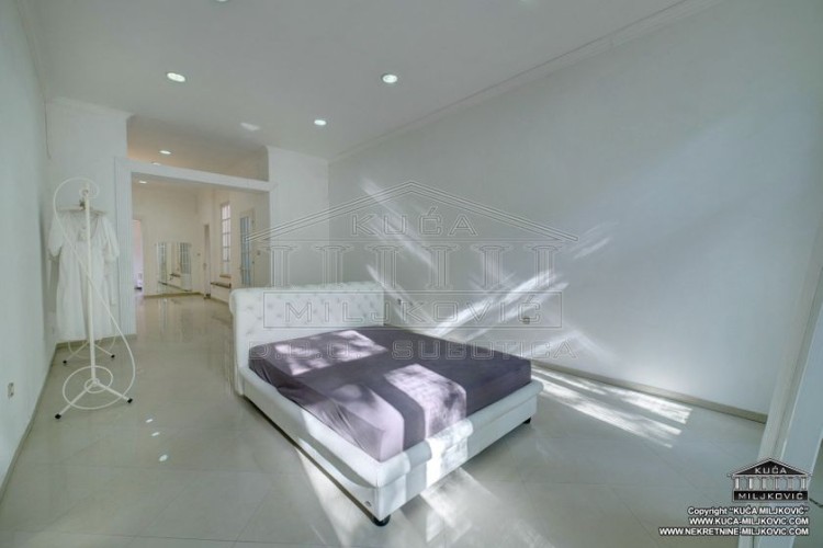 Poslovni prostor, Centar 1, 85m2 (ID: 100790) | Nekretnine Subotica