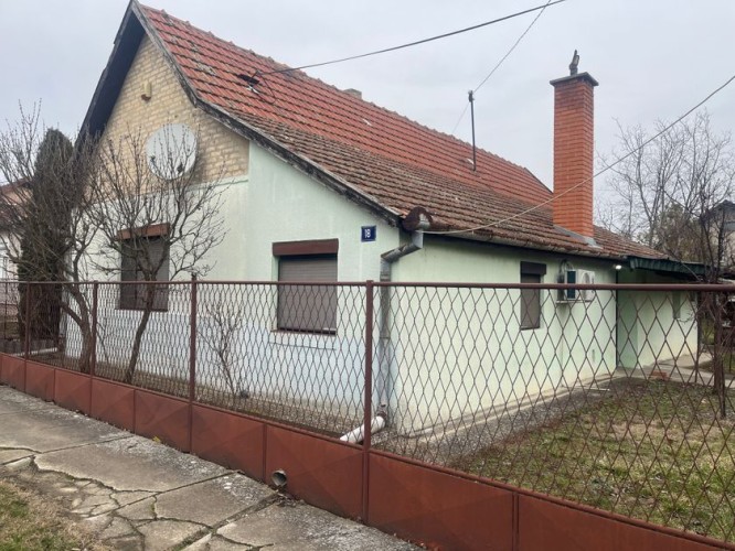 Kuća, Samoborska 18, 650m2 (ID: 113867) | Nekretnine Subotica