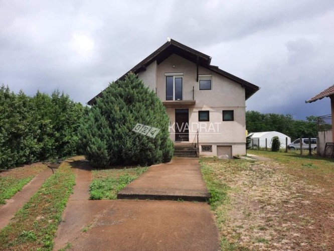 Kuća, Makova Sedmica, 270m2 (ID: 102987) | Nekretnine Subotica