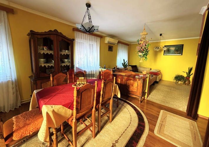 Kuća, Mali Radanovac, 290m2 (ID: 109994) | Nekretnine Subotica