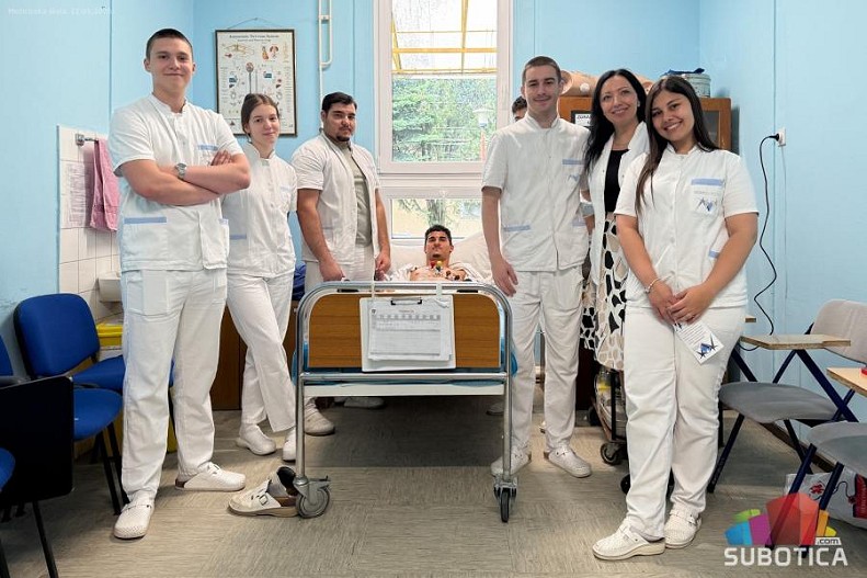 Reanimacija, EKG i prva pomoć: Medicinska škola predstavila svoje smerove