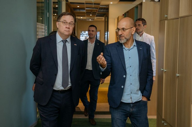 Finski ambasador u Subotici - "Inspira grupa" primer razvoja digitalnog biznisa