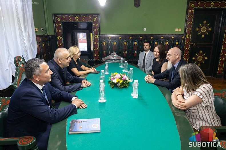 Italija i Subotica nastavljaju partnerstvo: Fokus na privredi, kulturi i obrazovanju
