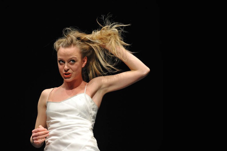 Predstava: Marta Bereš: One girl show