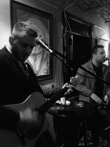 Akustična svirka: The Godfathers - Kumovi