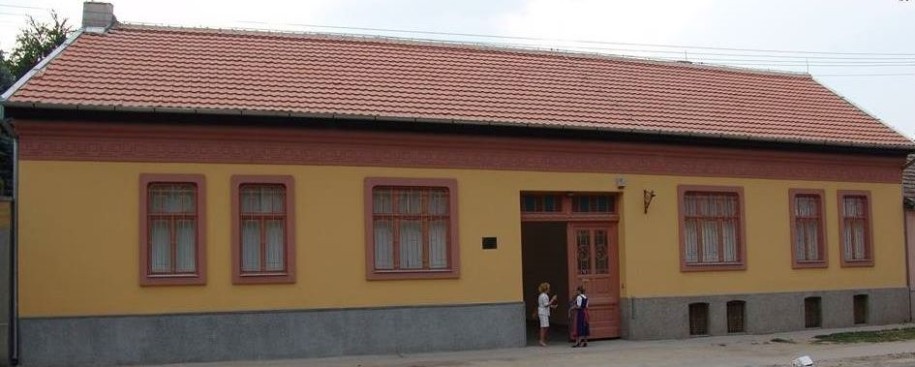 Predavanje iz istorije i izložba u sedištu Nemačkog narodnog saveza