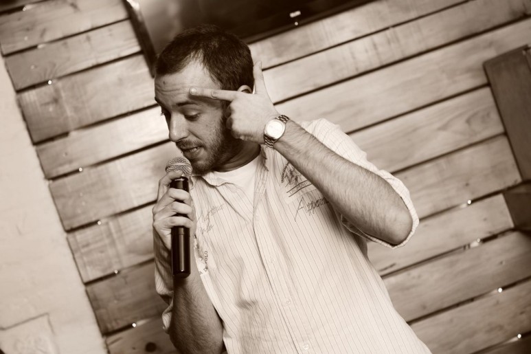 Stand up: Filip Ugrenović